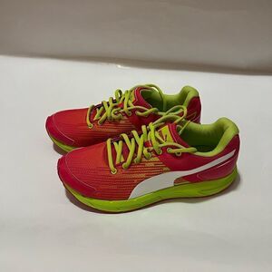 Puma Kids Big Girl pink/Green shoes size 4